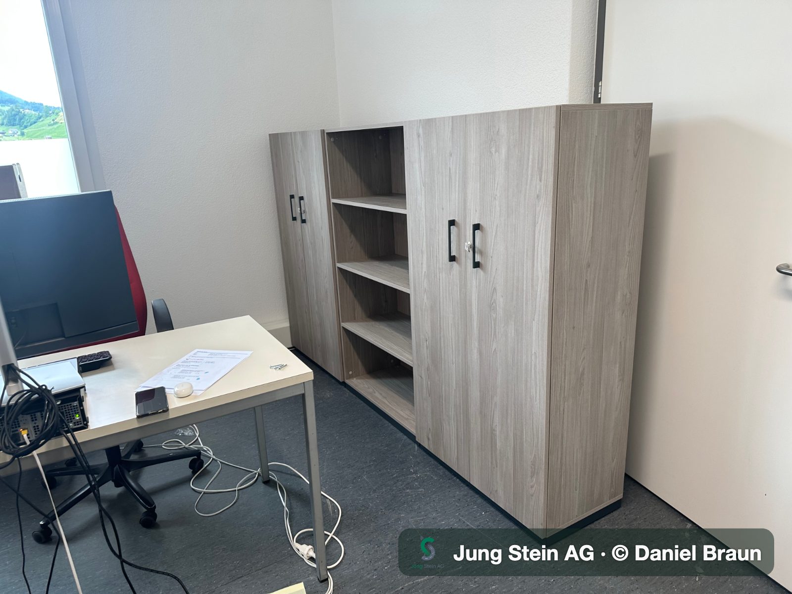 Möbelmontage in Altendorf: Möbel geliefert und fachgerecht montiert durch die Jung Stein AG