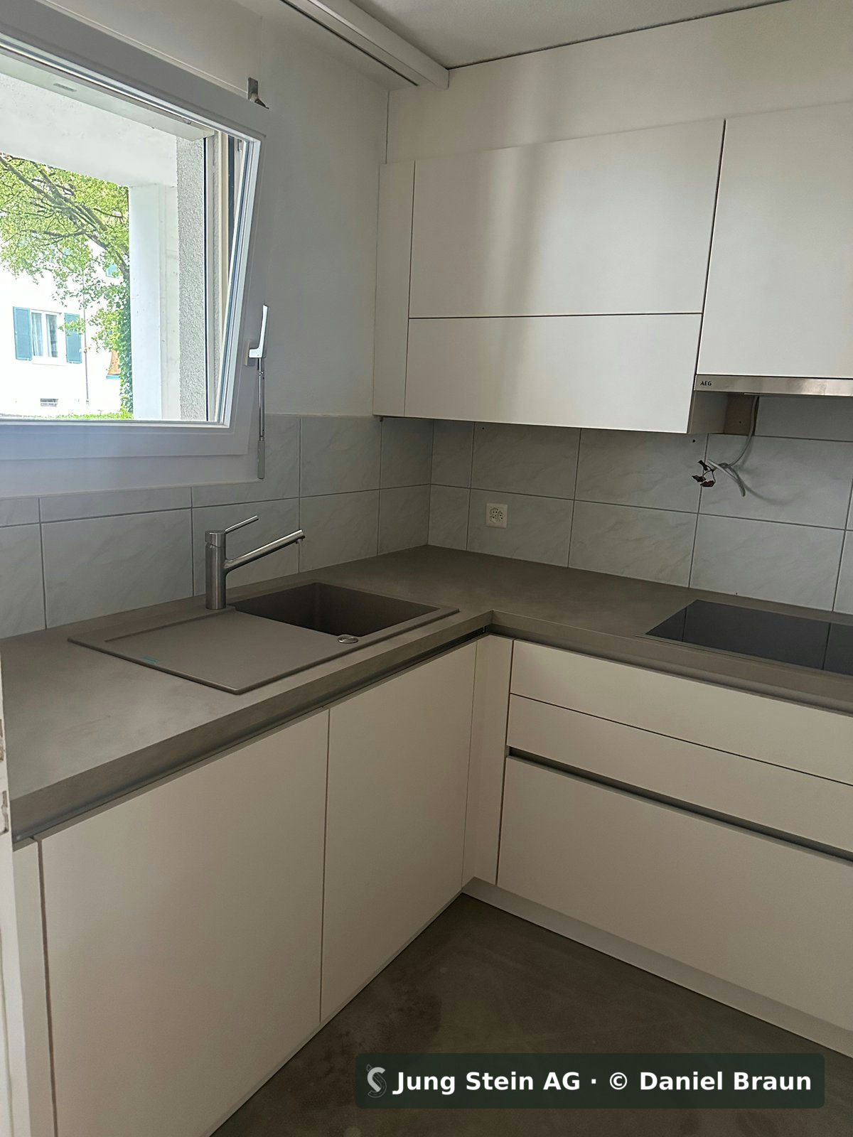 Küchenmontage in Schaffhausen: Einbauküche fachgerecht montiert und angeschlossen durch die Jung Stein AG